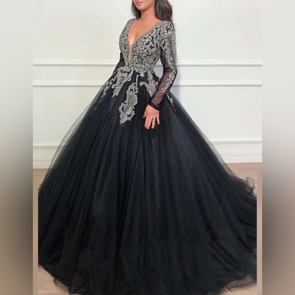 Long Sleeves Appliques Beading Ball Gown Evening Black Wedding Dress 36739945